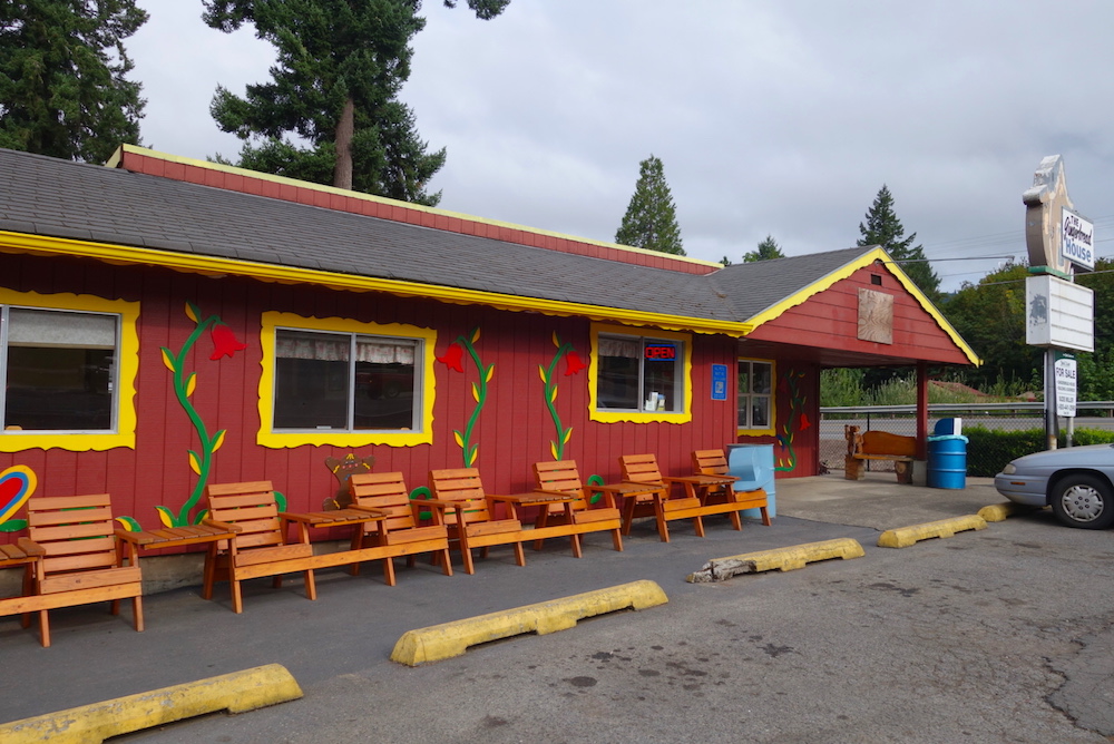 Gingerbread House restaurant - Central Oregon Road Trip Stops
