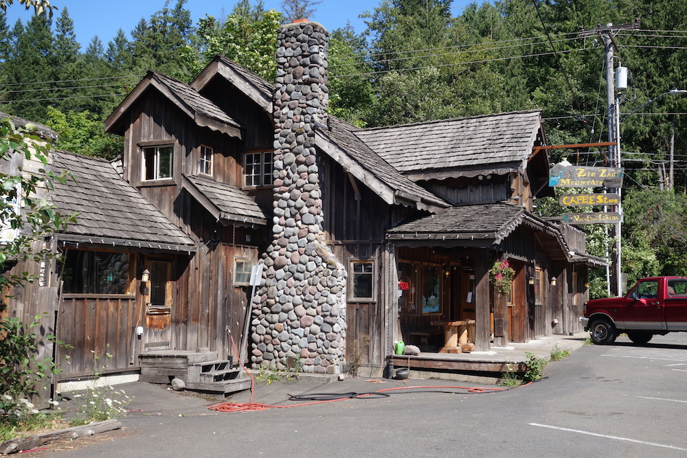 Zig Zag Mountain Cafe - Oregon Scenic Drive stops