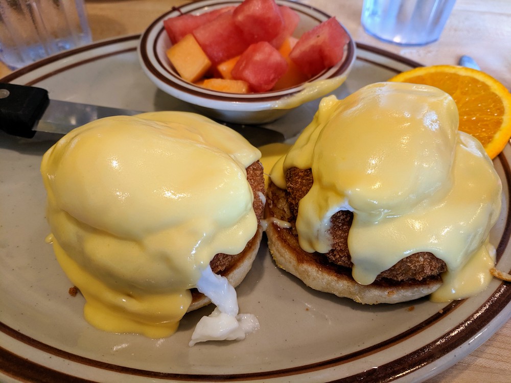 Mo's Crab Cake Eggs Benedict