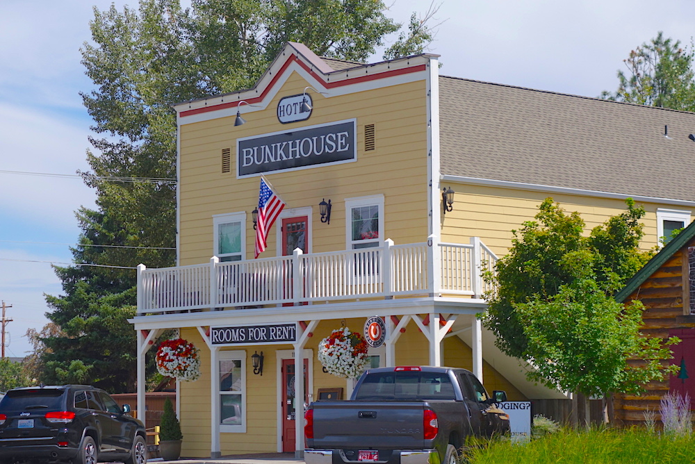 Sisters Hotels Oregon: Sisters Bunkhouse